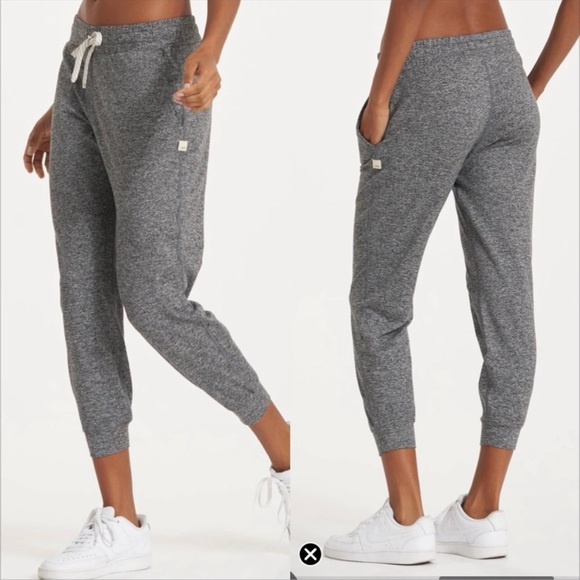 Vuori Pants - Vuori Performance DreamKnit Jogger Pants in Heather Grey